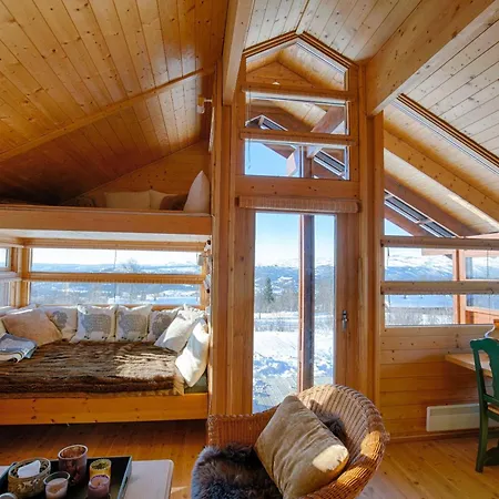 Relaxing Mountain With Panoramic Views *